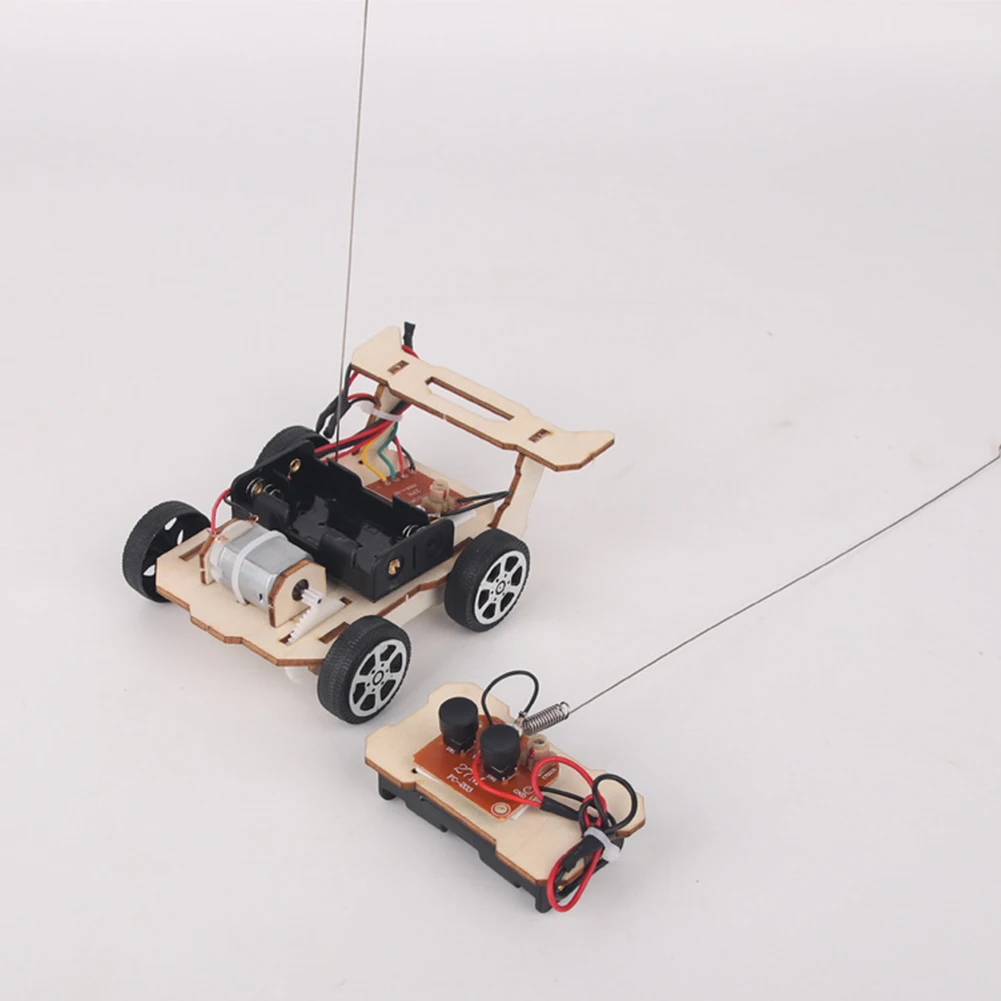 Kit Perakitan Model Mobil RC D - Kids Doctor Education ulasan dan harga